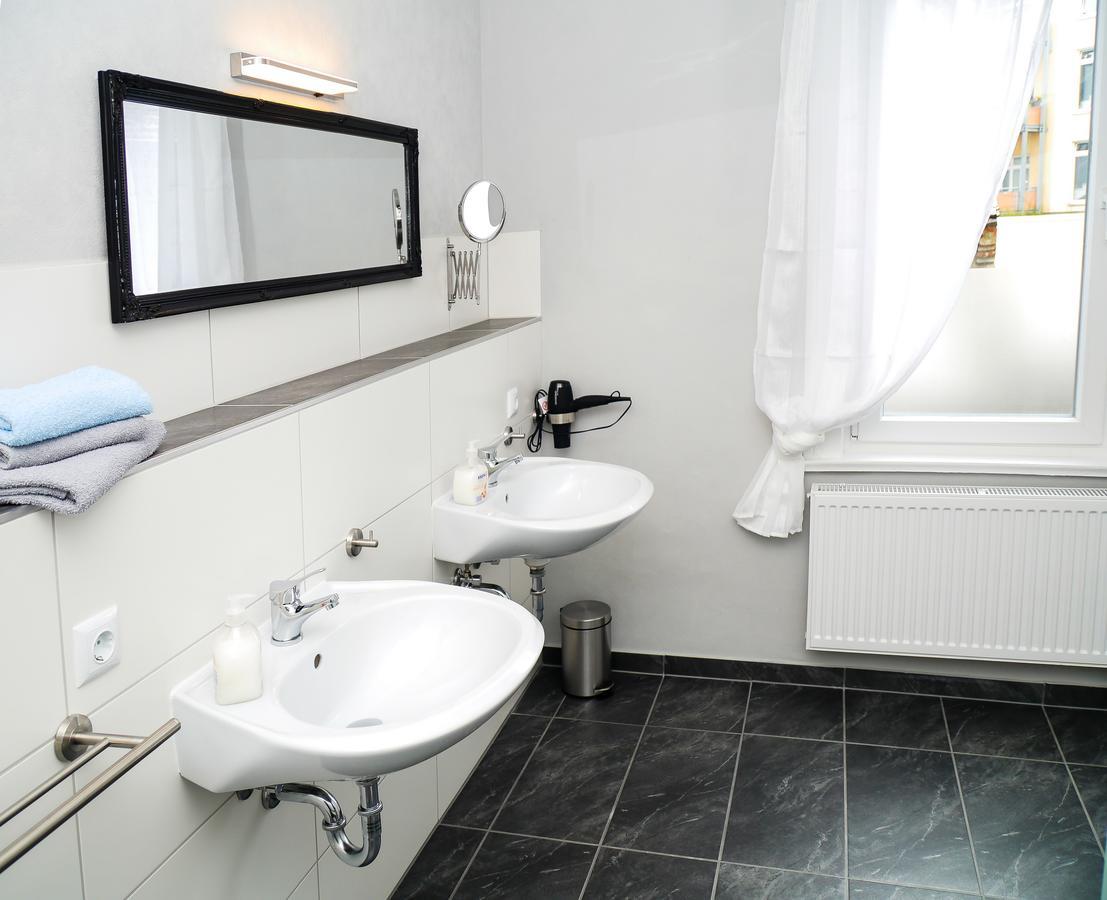 Ferienwohnung Schwarz & Weiss Eisenach Ngoại thất bức ảnh