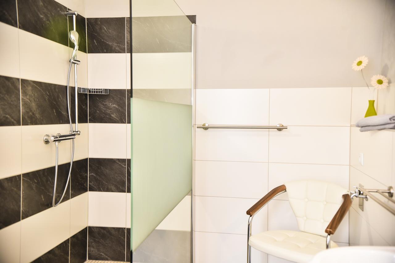 Ferienwohnung Schwarz & Weiss Eisenach Ngoại thất bức ảnh